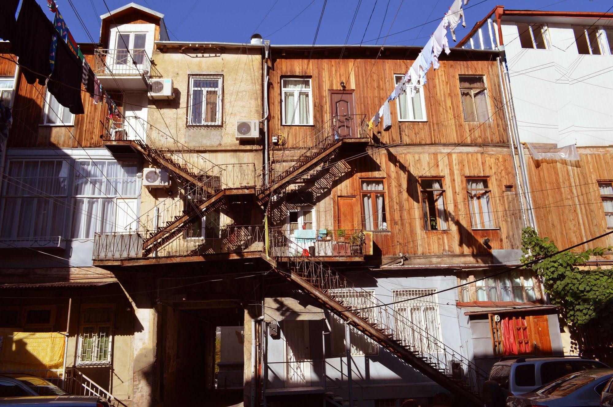 Patio Hostel Tbilisi Zewnętrze zdjęcie